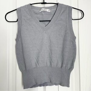 Women’s Light Gray Sleeveless Sweater Tank | Moon & Madison Sz XS